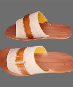 Sandales en cuir et fibre raphia